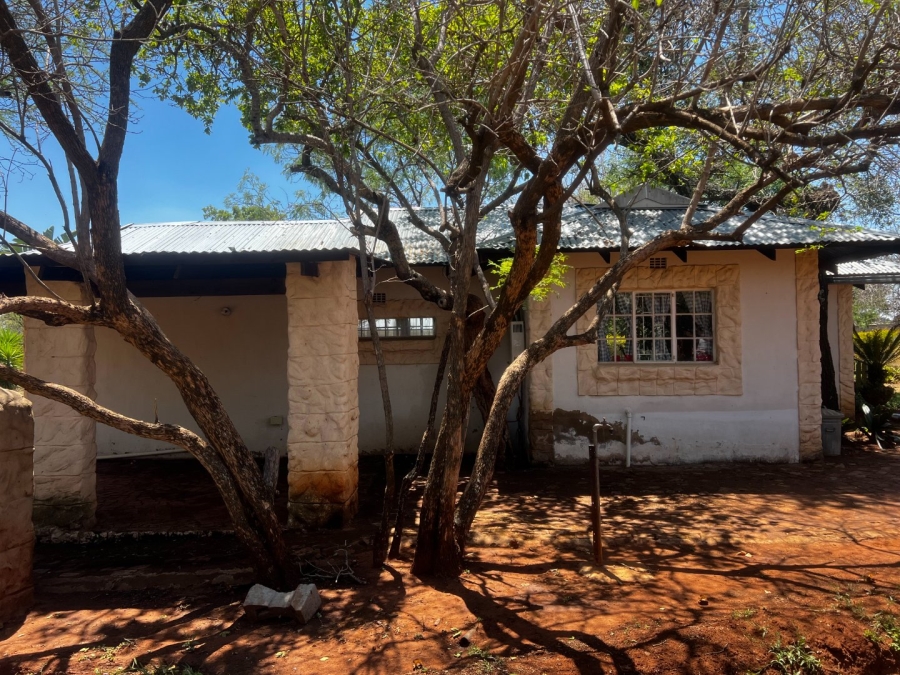 Commercial Property for Sale in De Wildt North West